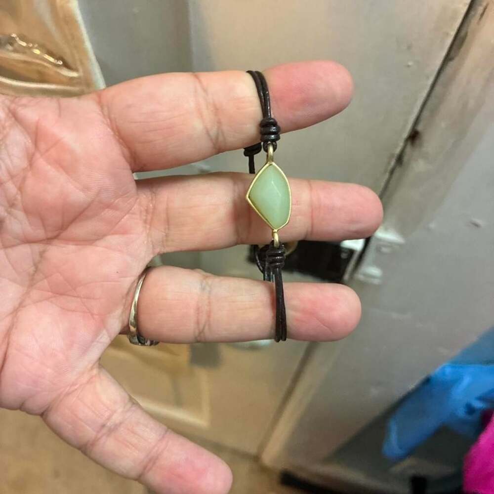 Unbranded Green Jade and Gold Accent Leather Cord Bracelet